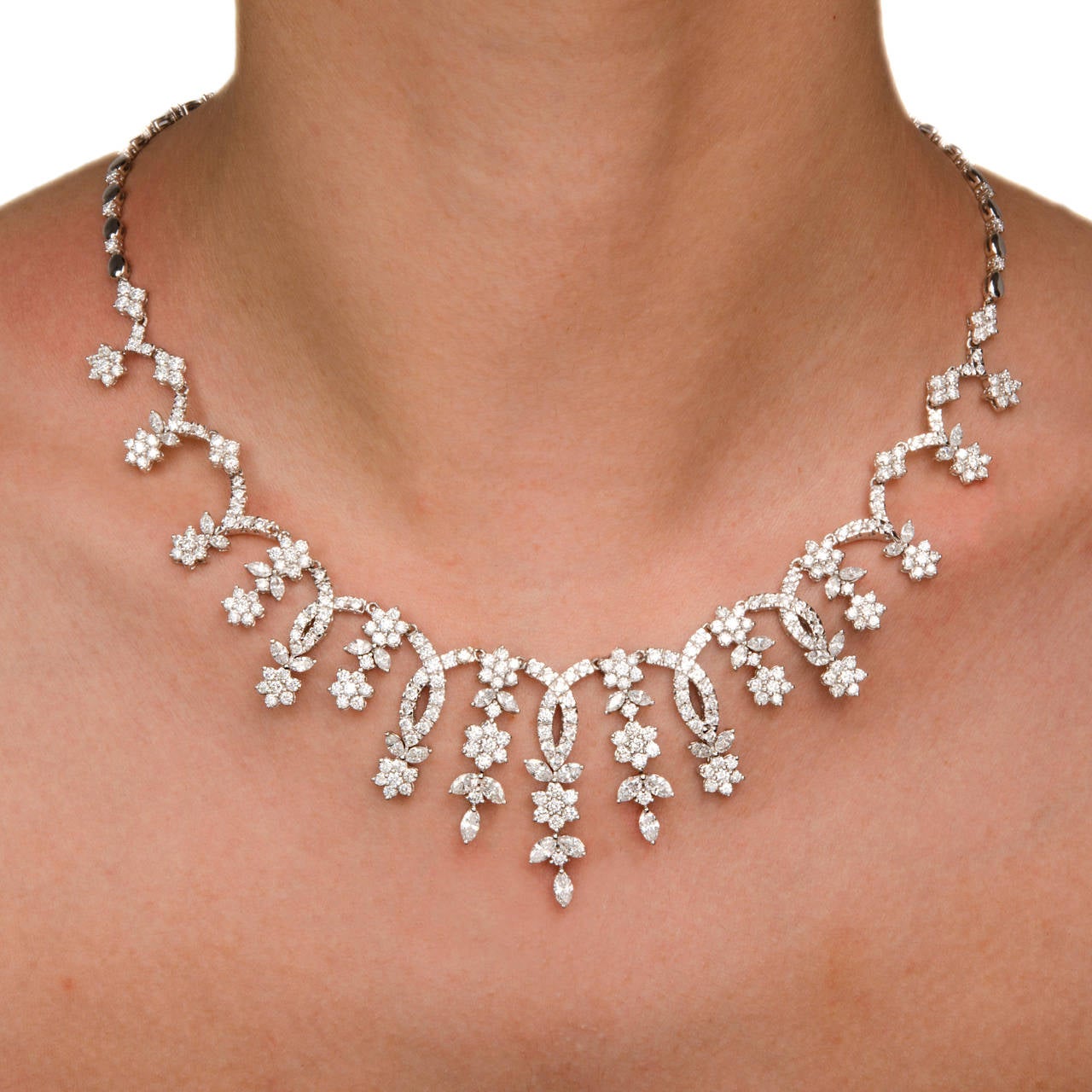 Diamond Gold Floral Fringe Necklace