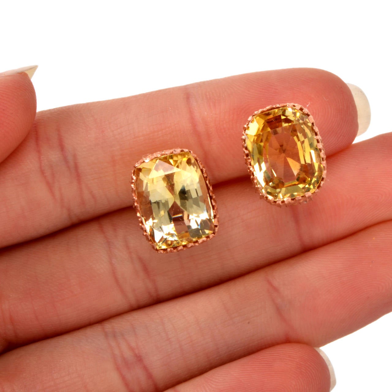 Women's Certified Natural Golden Sapphire Clip Earrings