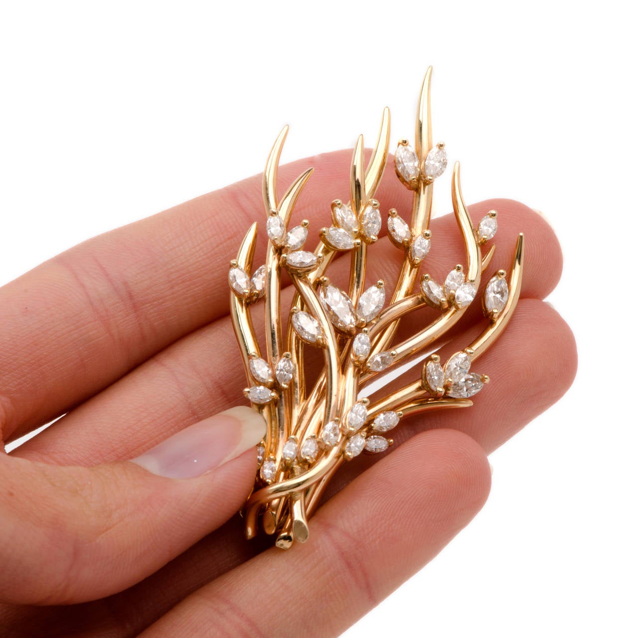 Exceptional Diamond Gold Branch Tree Pin In Excellent Condition In Miami, FL