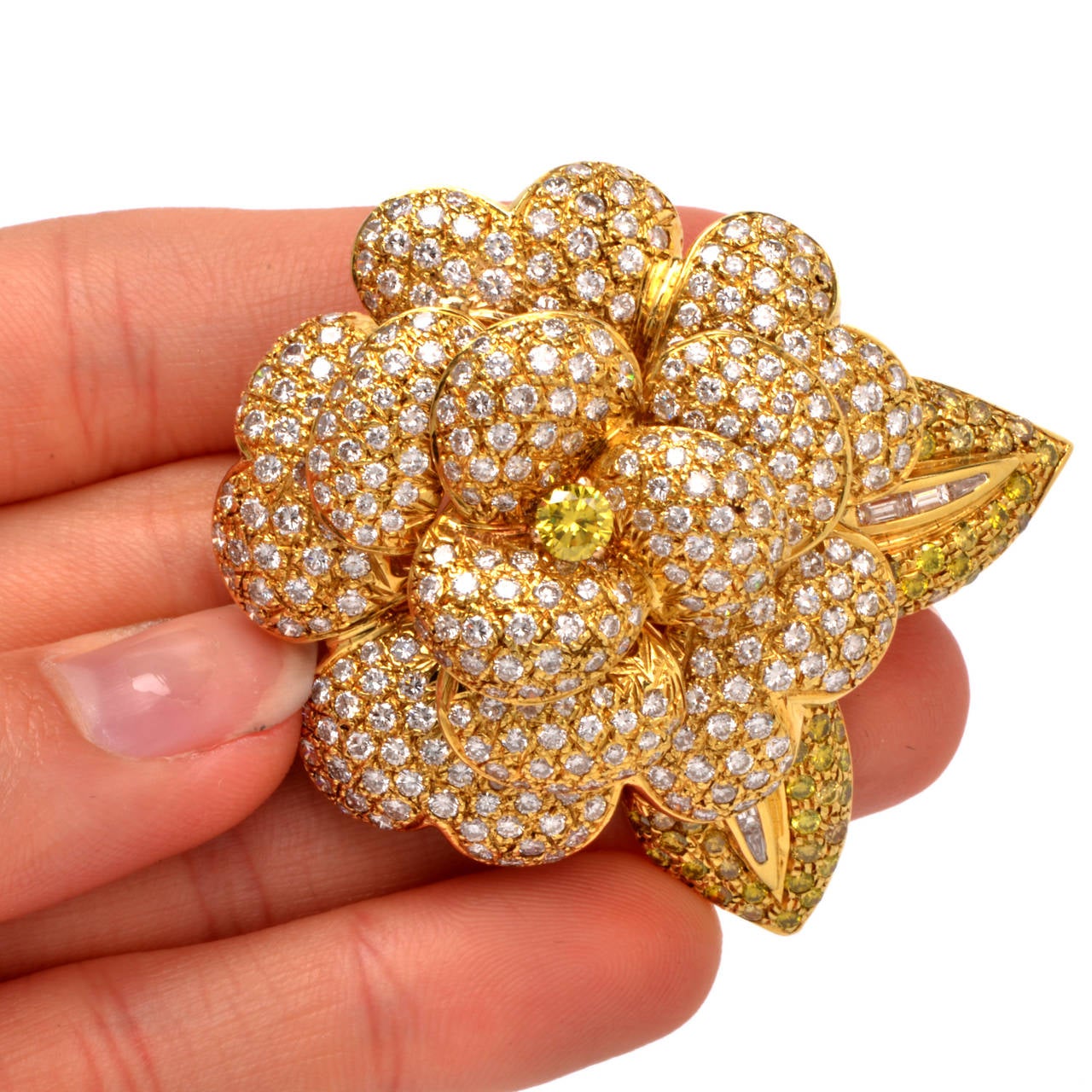 Diamond Gold Flower Brooch Pin 2