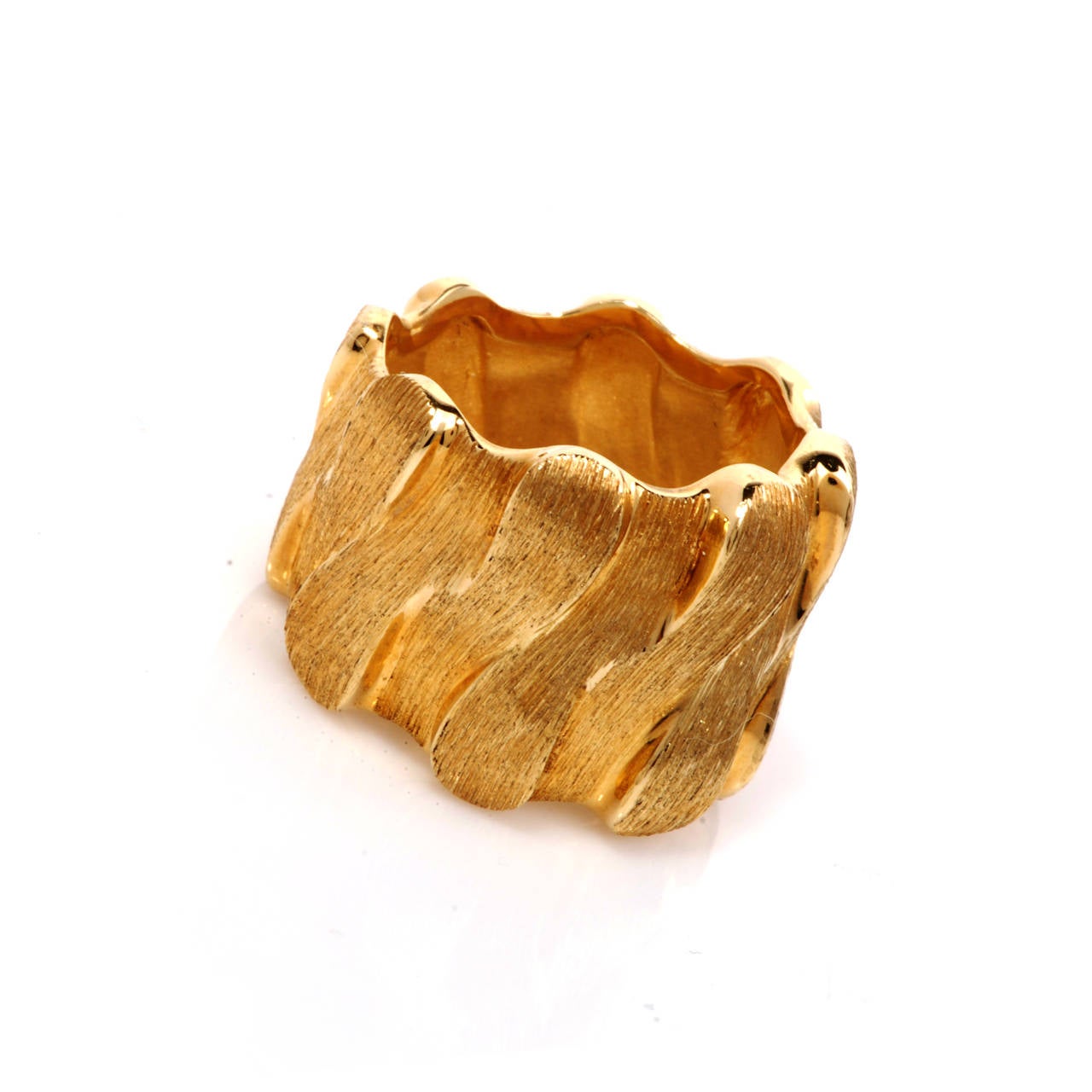 Modern Henry Dunay Saby Gold Textured Band Ring