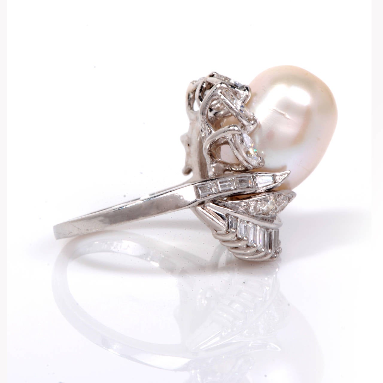 1960s Diamond Pearl Platinum Floral Ring In Excellent Condition In Miami, FL