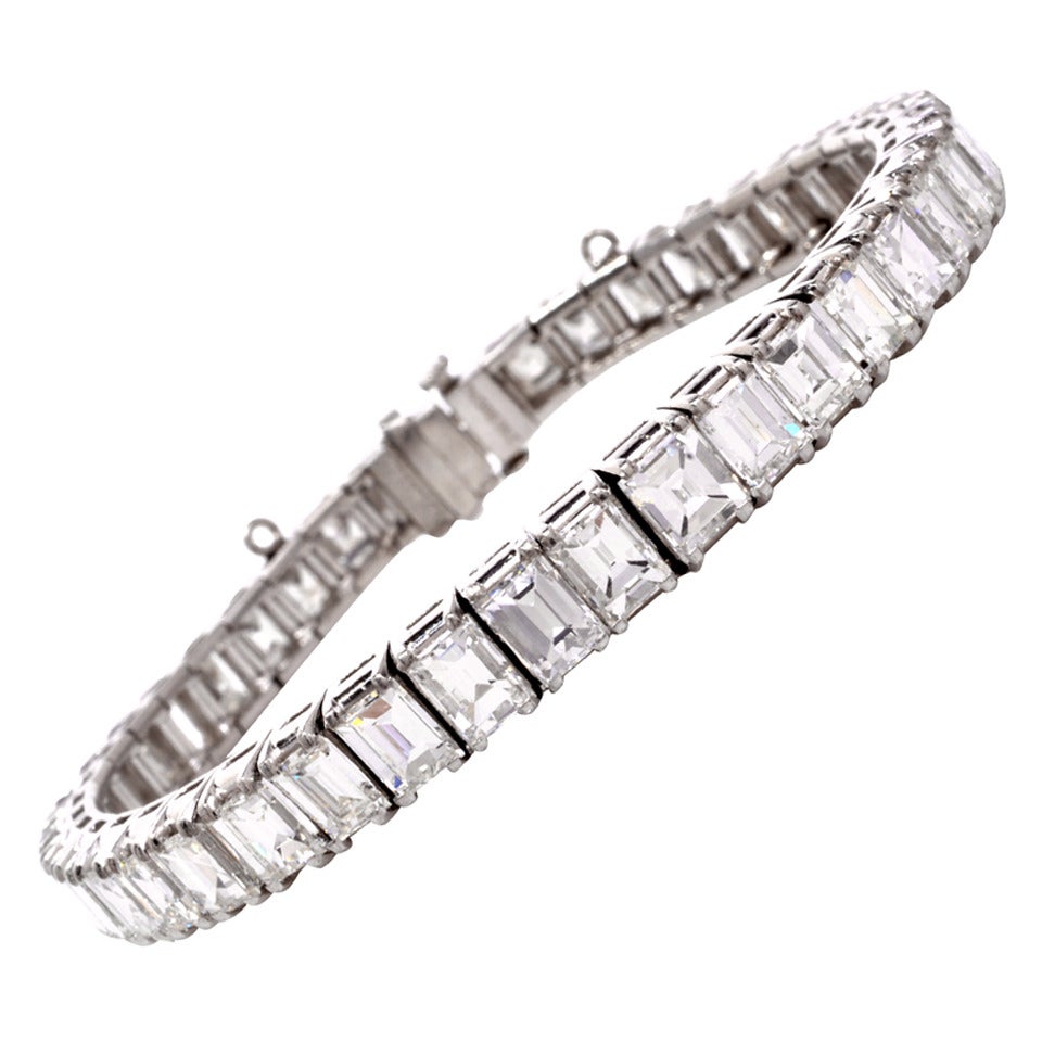 Tiffany 
Co.  Asscher Cut Diamond Platinum Bracelet