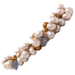 Calcedonia Cluster Pearl Gold Bead Gold Bracelet