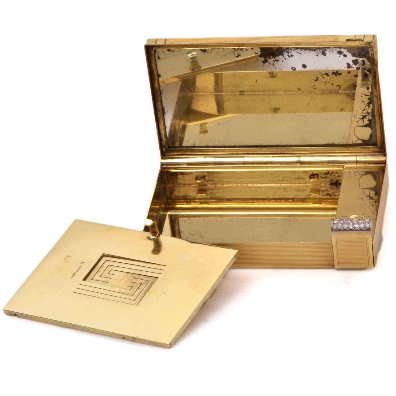 Rétro Boîte compacte en or 14k saphir et diamant des années 1940 en vente