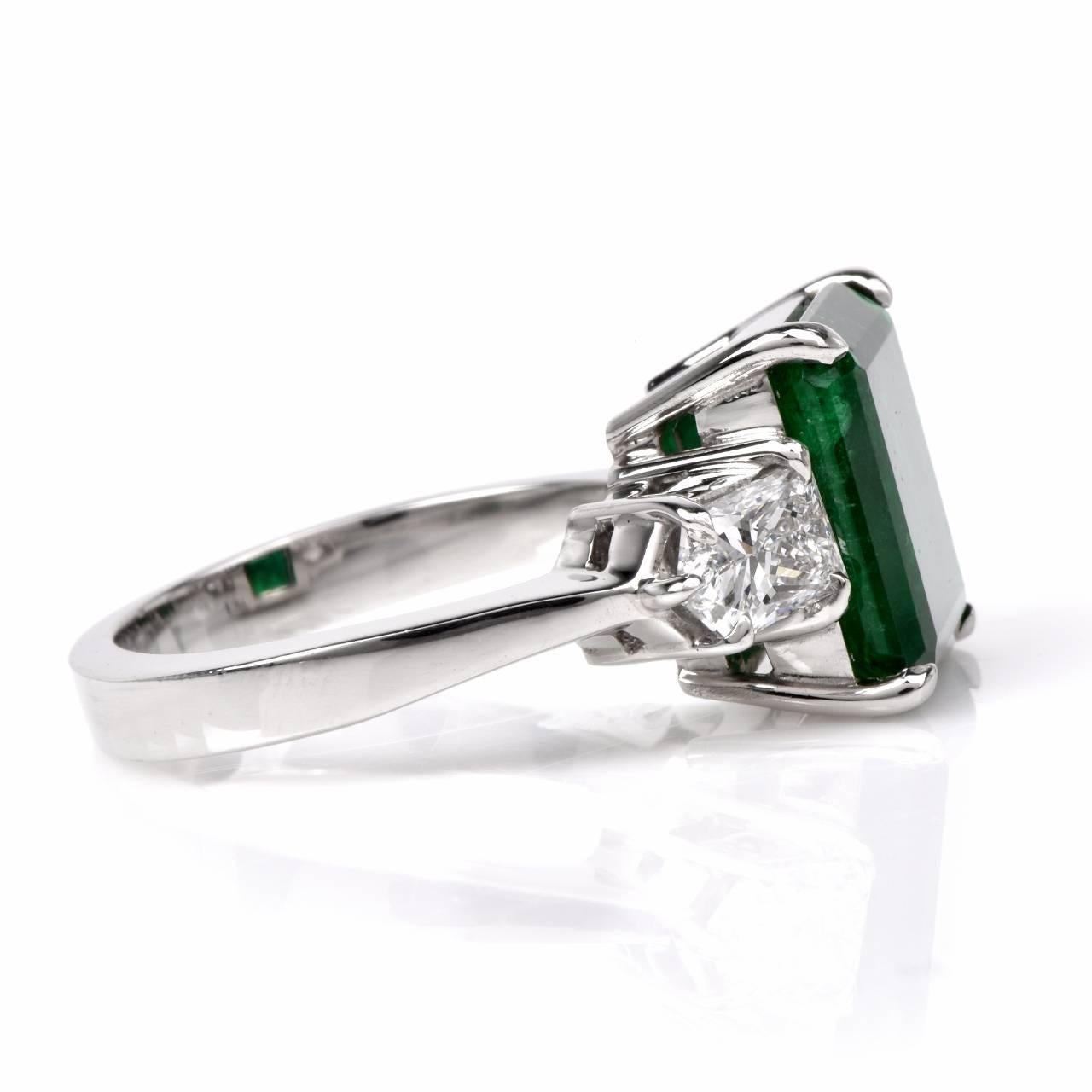 Kolumbianischer Smaragd Diamant Platin Verlobungsring im Zustand „Hervorragend“ in Miami, FL