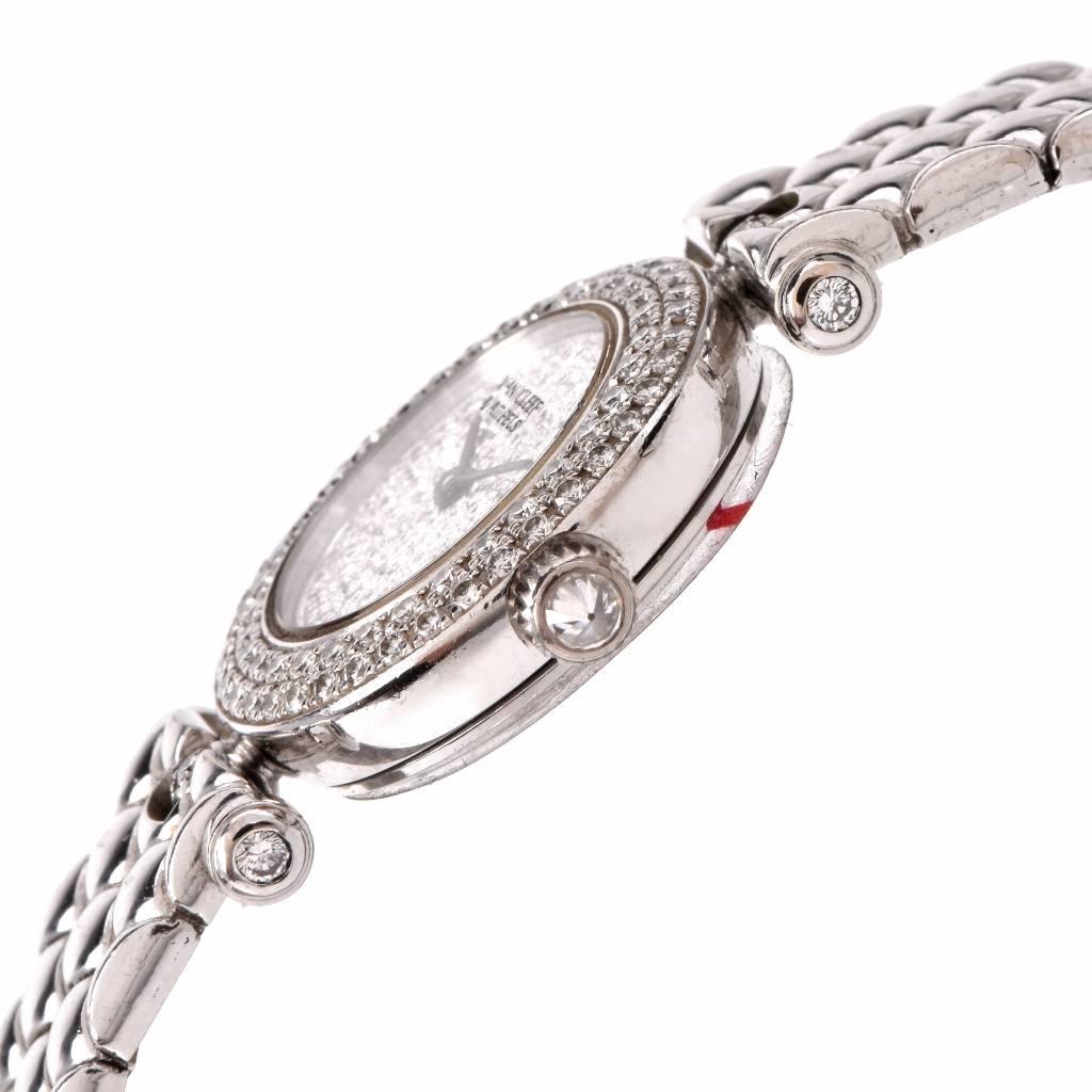 Van Cleef & Arpels Lady's White Gold Diamond Wristwatch In Excellent Condition In Miami, FL
