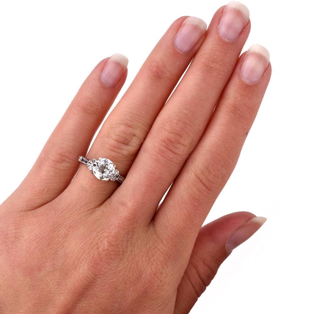 Antique Art Deco  Diamond Platinum Engagement Ring 4