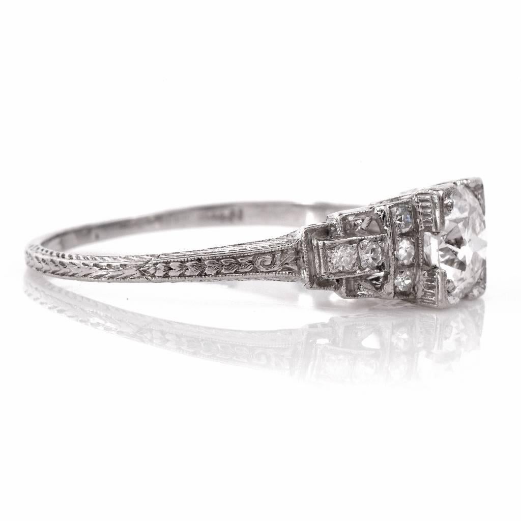 Antique Art Deco Diamond Platinum Engagement Ring In Excellent Condition In Miami, FL