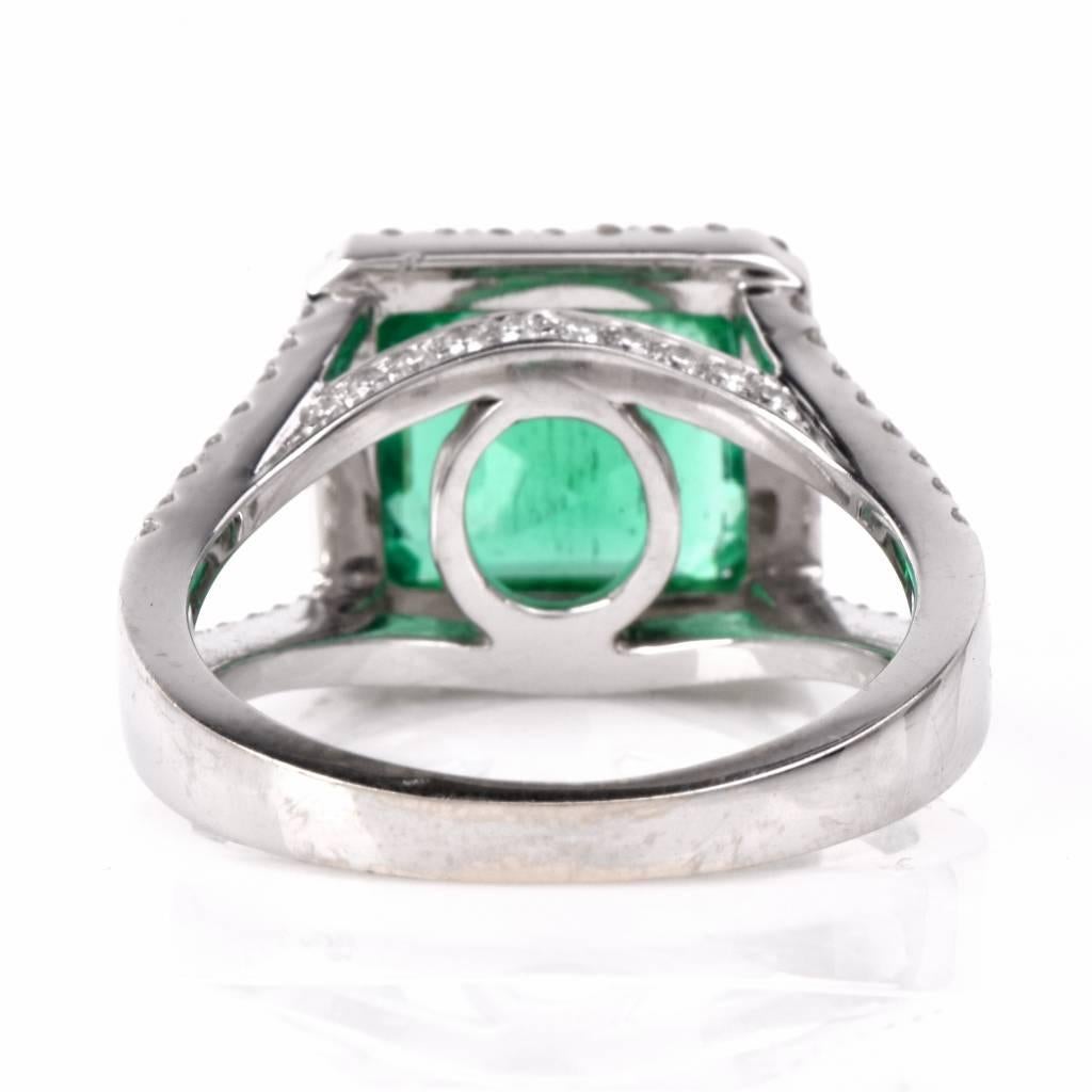 Women's Stunning Emerald Diamond Gold Ring