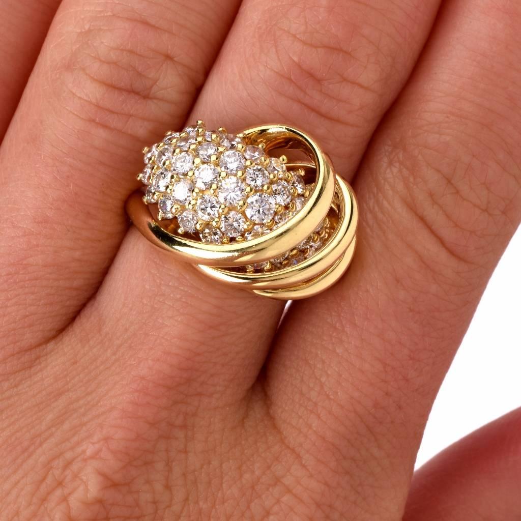 Jose Hess Pave-Set Diamond Gold Ring 3