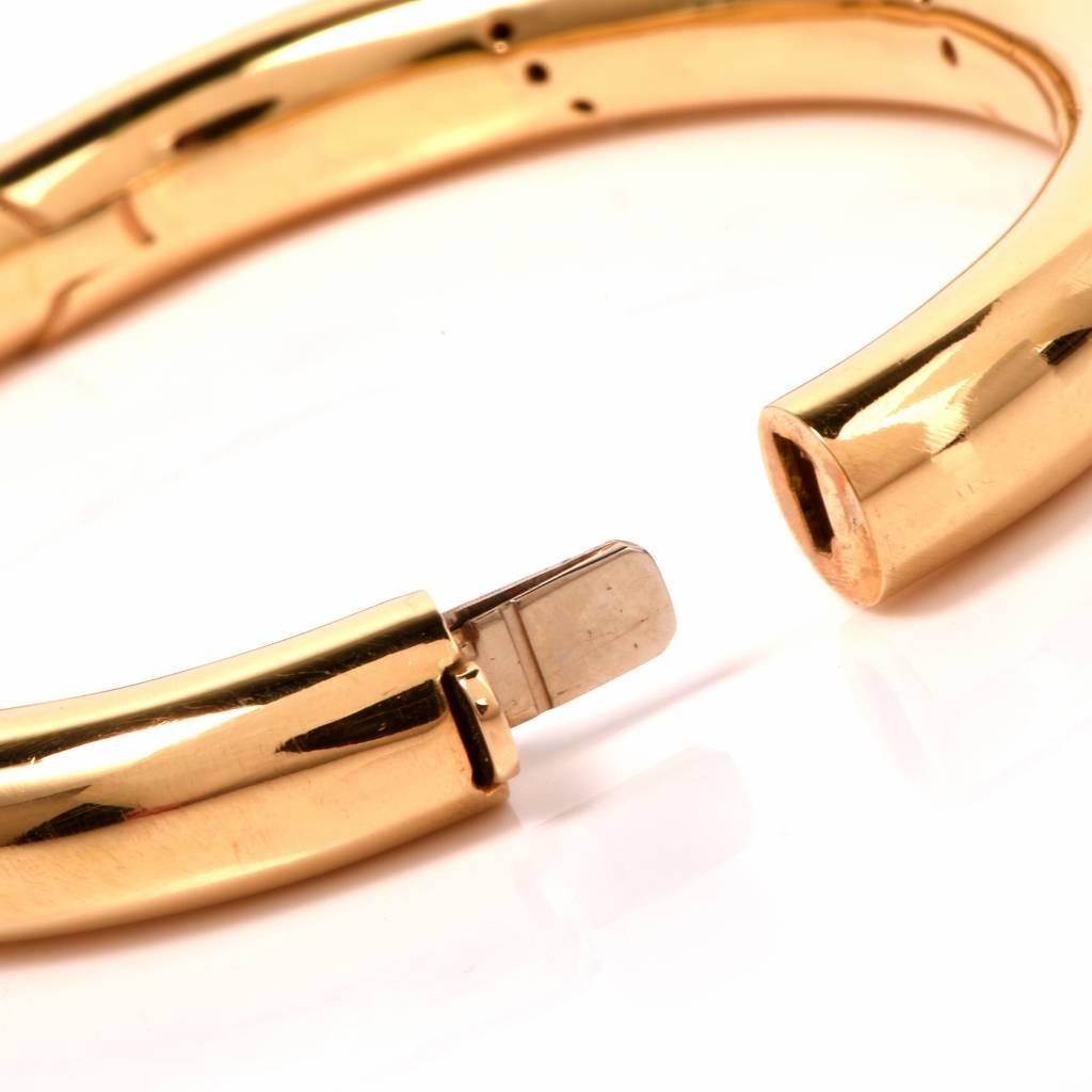 Diamond Gold Bangle Bracelet  In Excellent Condition In Miami, FL