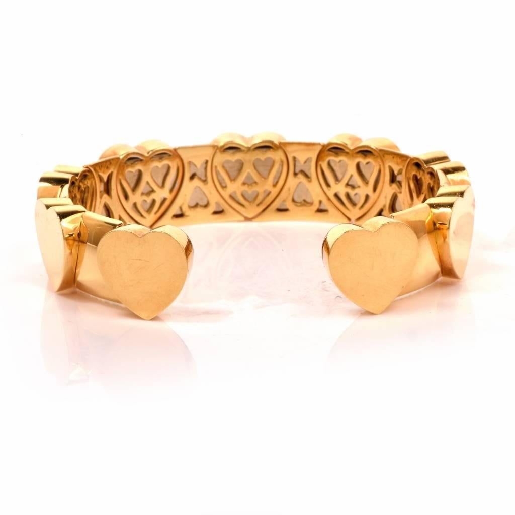 Diamond Gold Heart Motif Bangle Cuff Bracelet In Excellent Condition In Miami, FL