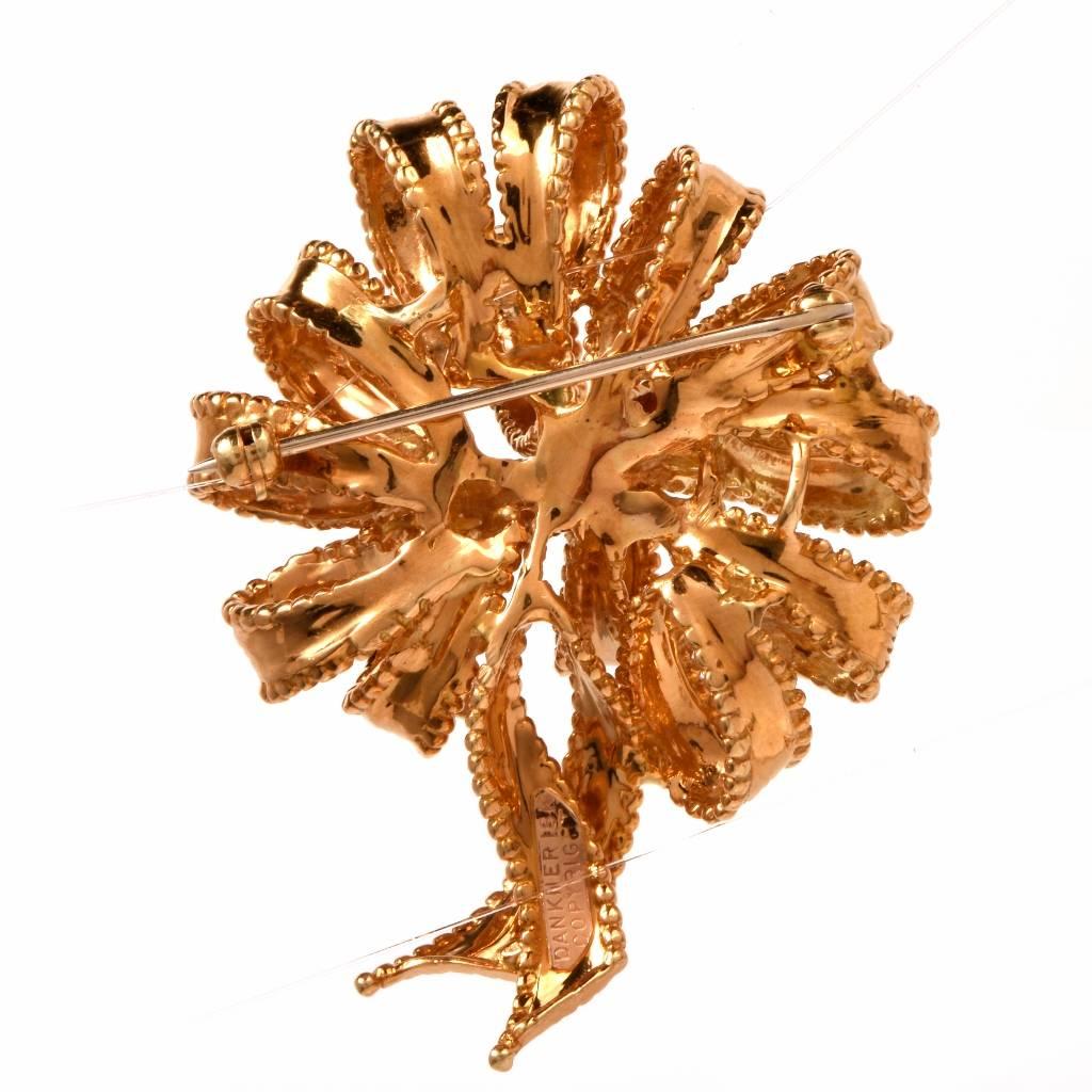 Henry Dankner Diamond Gold Flower Brooch Pin In Excellent Condition In Miami, FL