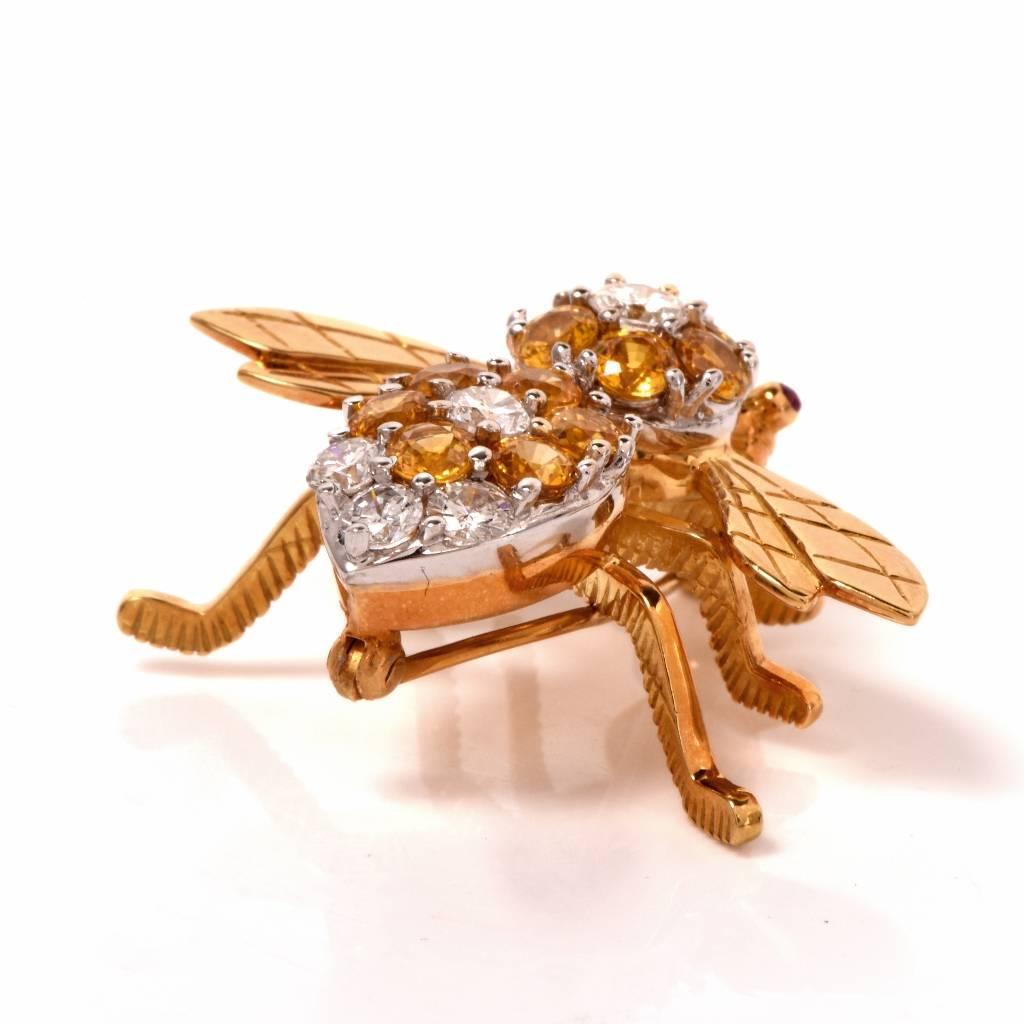 Retro 2.05 Carats Diamonds Gold Bumble Bee Brooch 