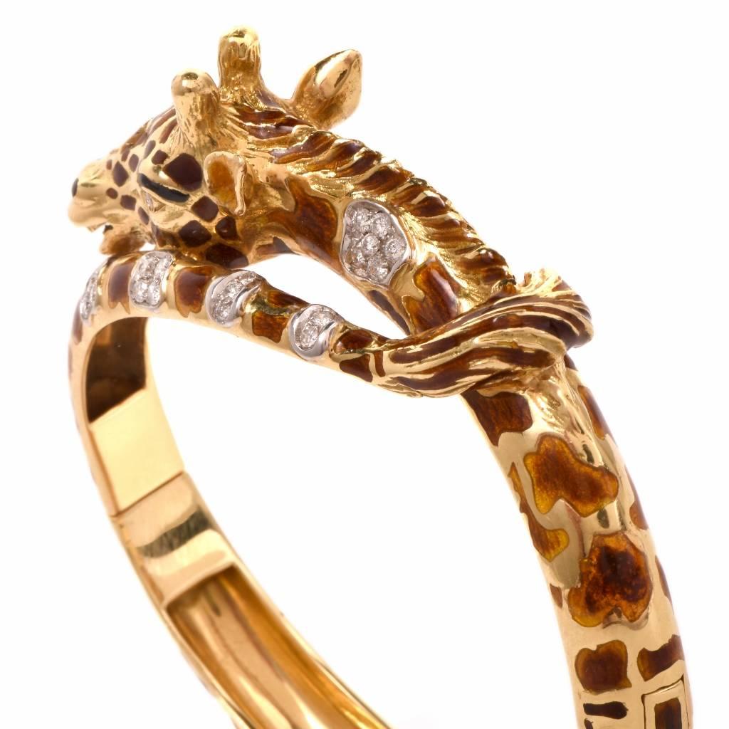 Diamond Enameled Gold Giraffe Bracelet In Excellent Condition In Miami, FL
