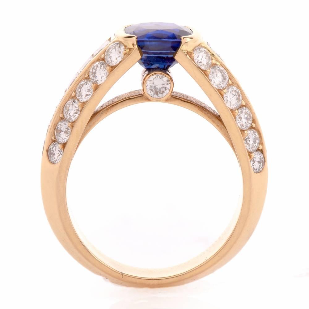 Women's or Men's 1980s French Sapphire Gold Ring