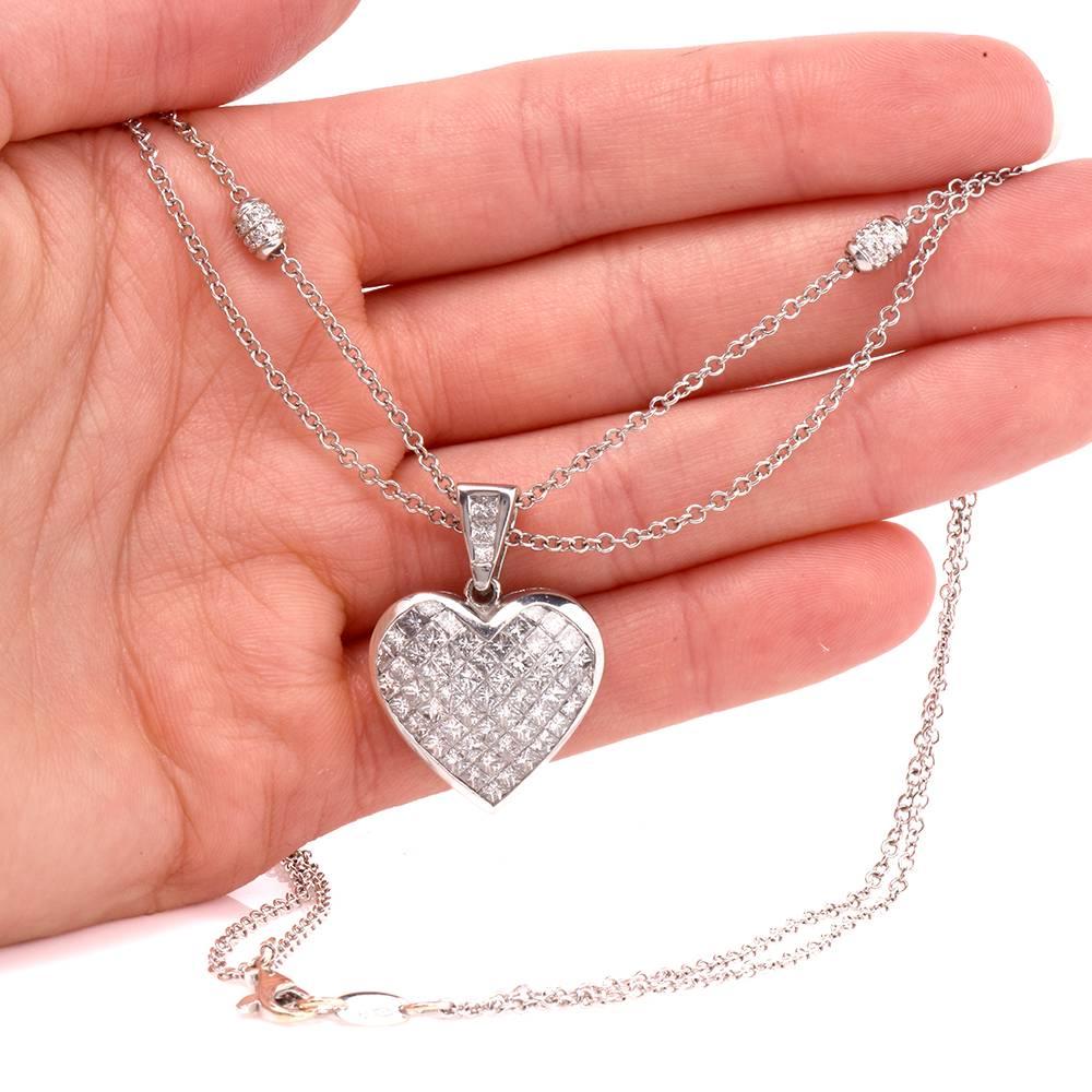  Princess Diamond Heart Platinum Gold Penant Necklace In Excellent Condition In Miami, FL