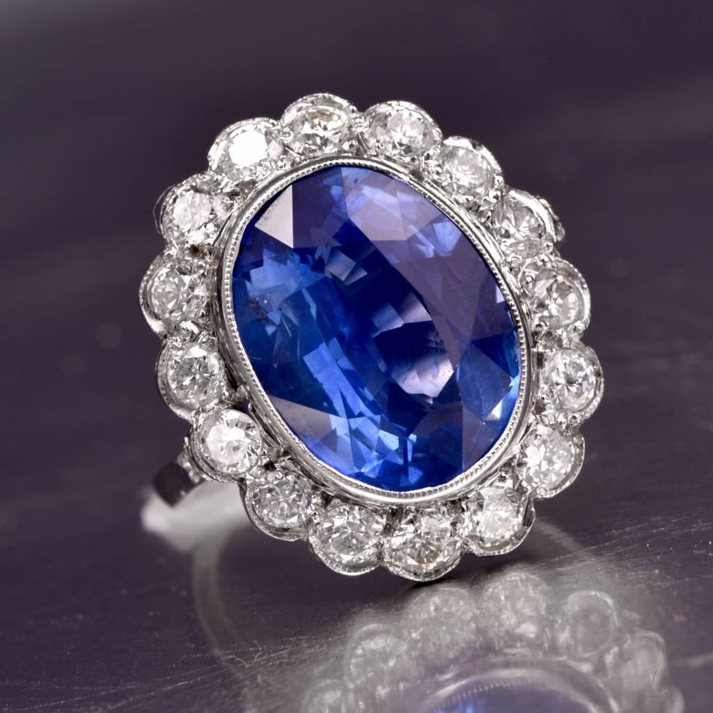 Women's 1950s GIA Certified 8.29 Carat Blue Sapphire Diamond Platinum Ring