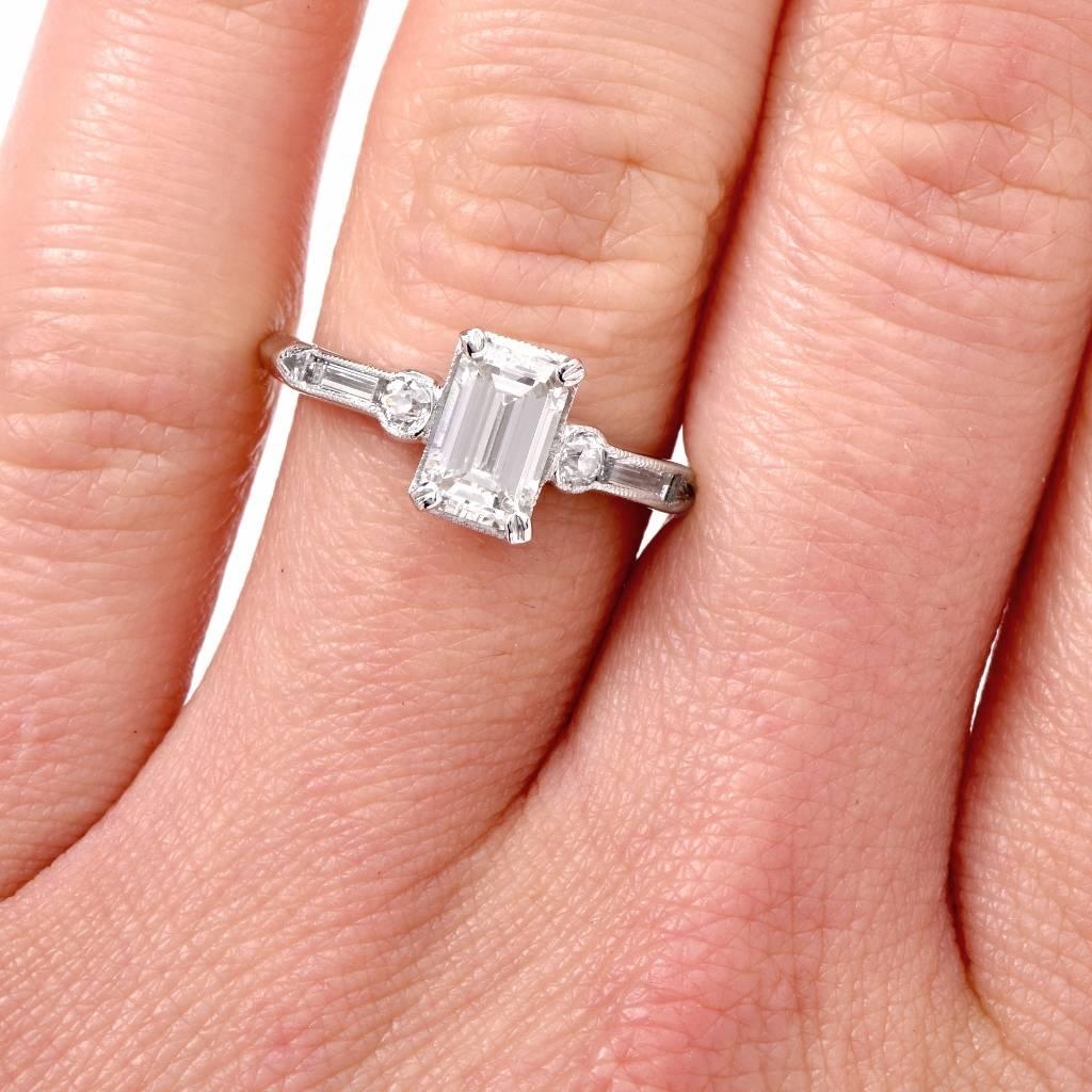 1960s Classic Diamond Platinum Engagement Ring 1