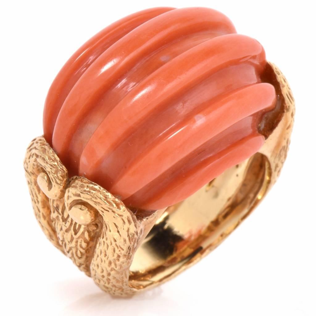 Women's or Men's 1970s Coral  Yellow Gold Scroll Ring