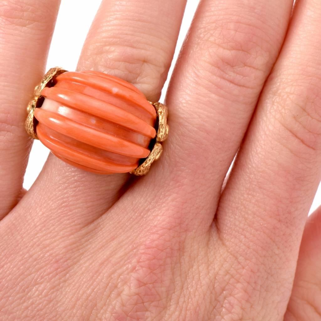 1970s Coral  Yellow Gold Scroll Ring 2