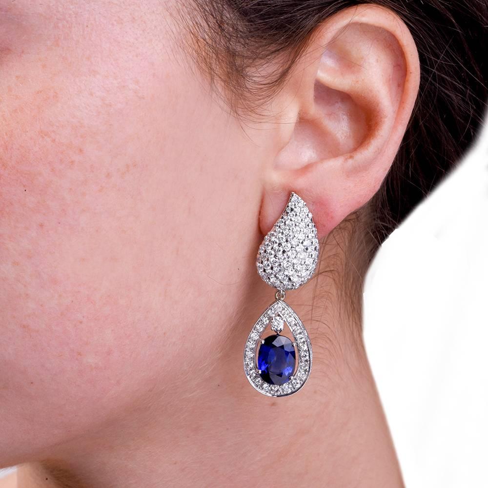 1980s Certified GIA Sapphire Diamond Day to Night Earrings In Excellent Condition In Miami, FL