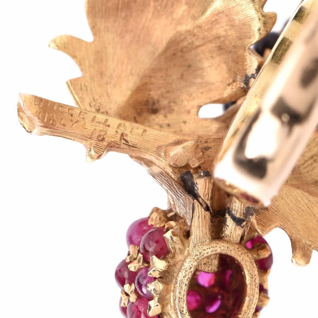 Buccellati Ruby Cabochon Onyx Gold Floral Ring 3