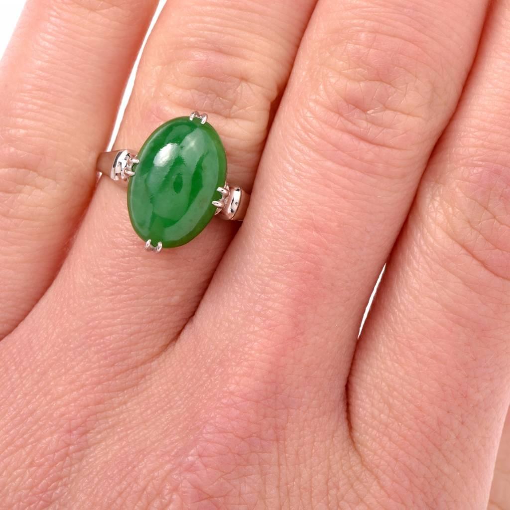 Green Jade Cabochon Platinum Ring 3