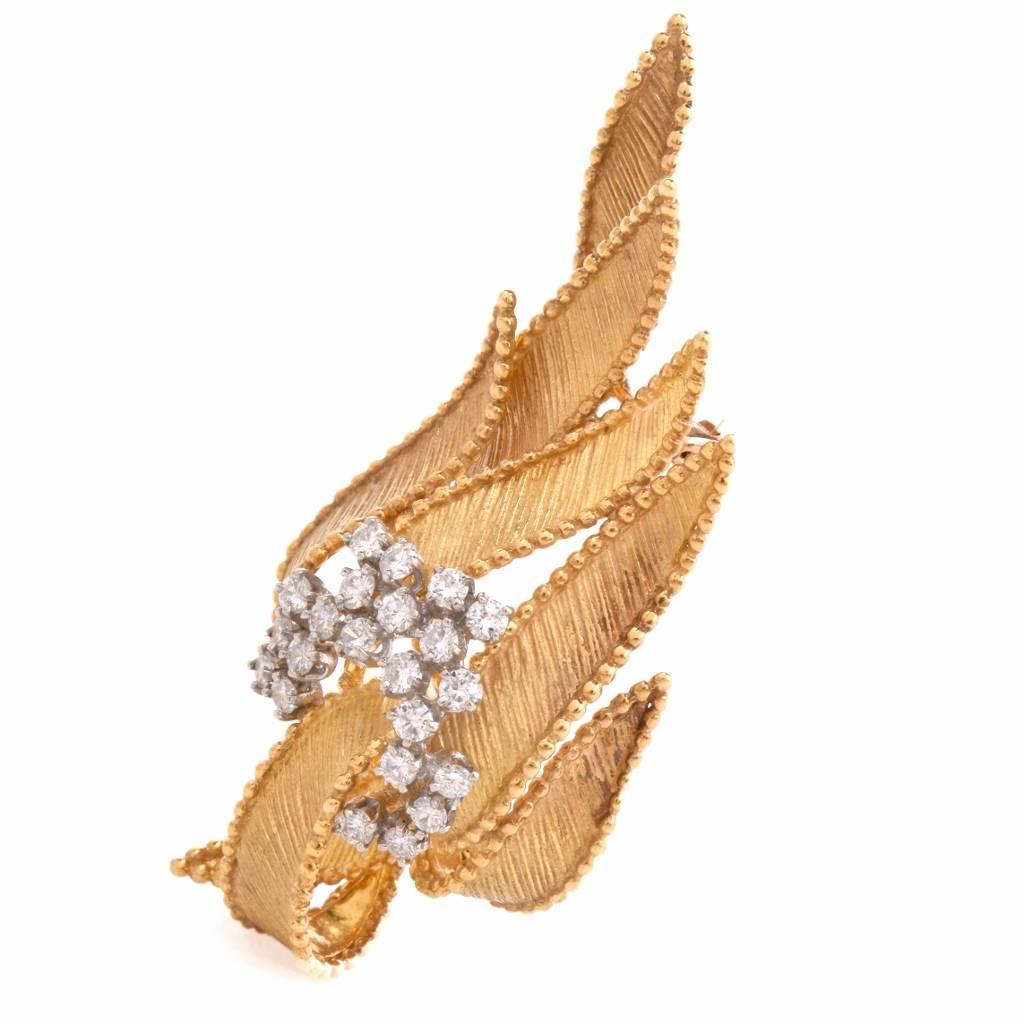 1970s Diamond Yellow Gold Leaf Cluster Pin Brooch In Excellent Condition In Miami, FL