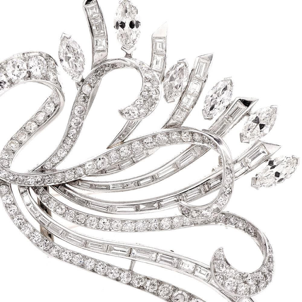 Broche motif floral à épingle de revers, style rétro, en platine et diamant 15,51 carats Pour femmes en vente