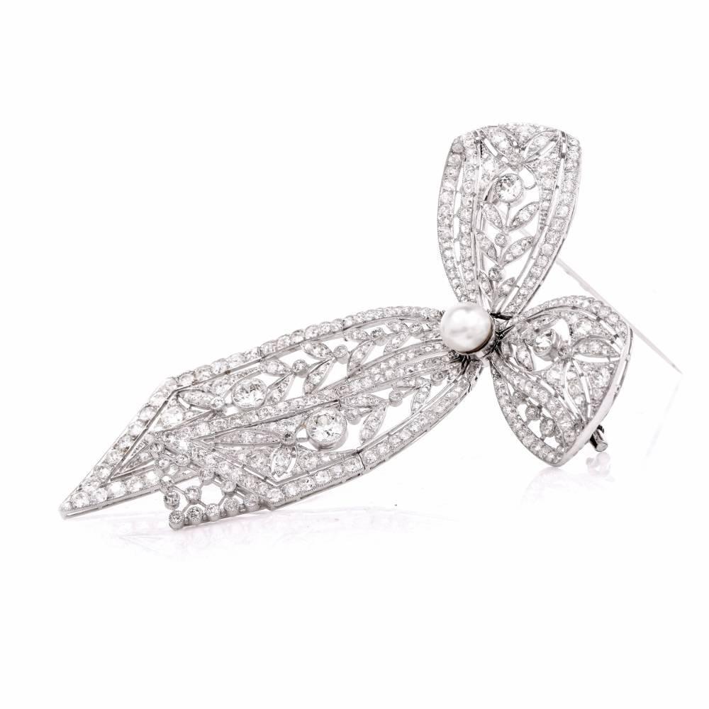 Diamond Platinum Garland Motif Ribbon Bow Pin Brooch For Sale at 1stDibs