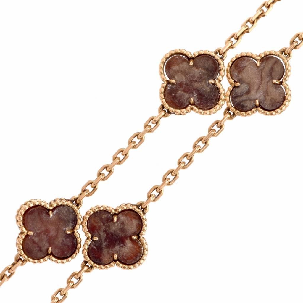 Vintage Van Cleef & Arpels Alhambra Clove Brown Stone Gold VCA Necklace In Excellent Condition In Miami, FL