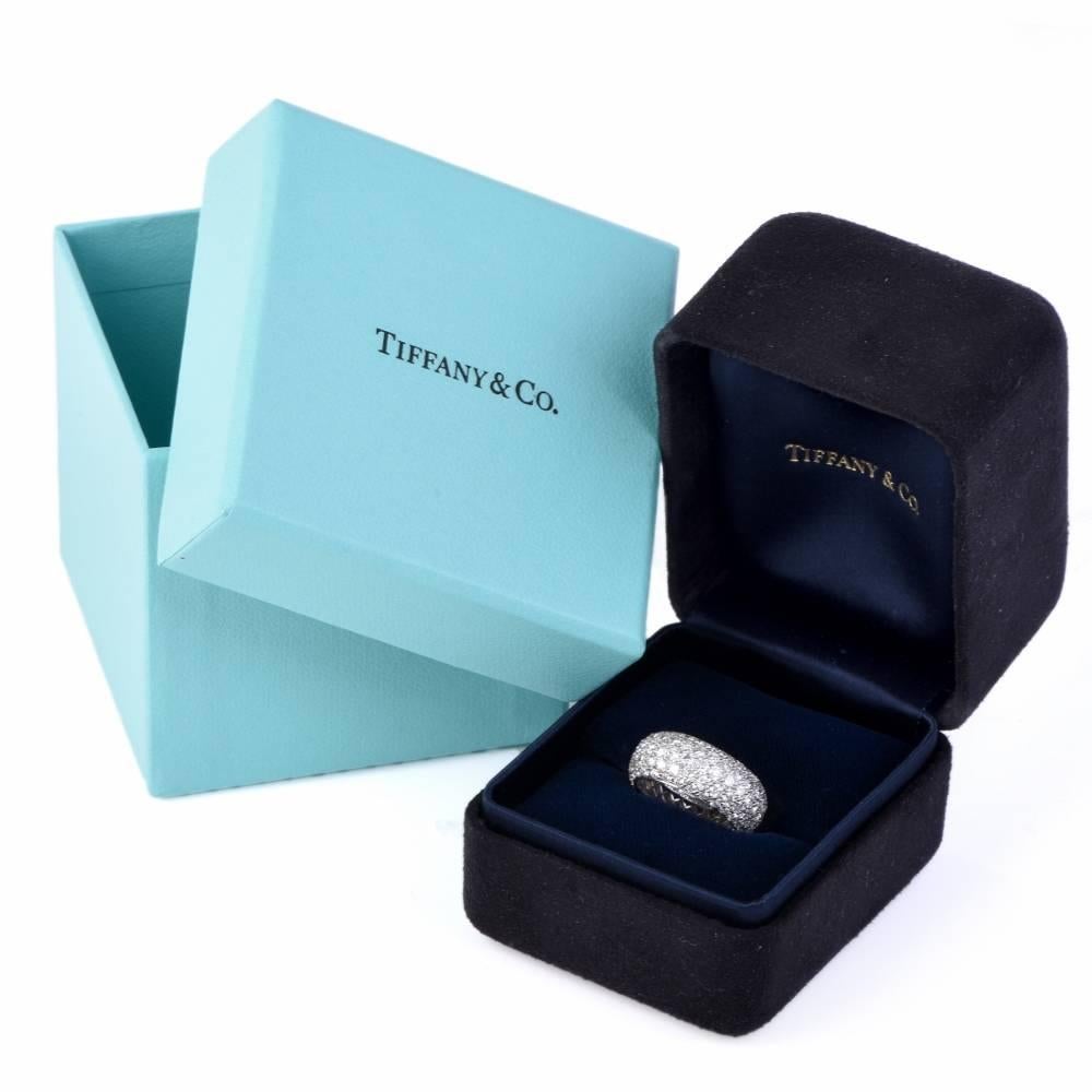 Tiffany & Co has celebrated the world’s greatest love stories since 1837 with wedding bands of impeccable style. These creations beautifully commemorate the vows of marriage and reflect a lifetime of shared memories.
This flawlessly crafted platinum