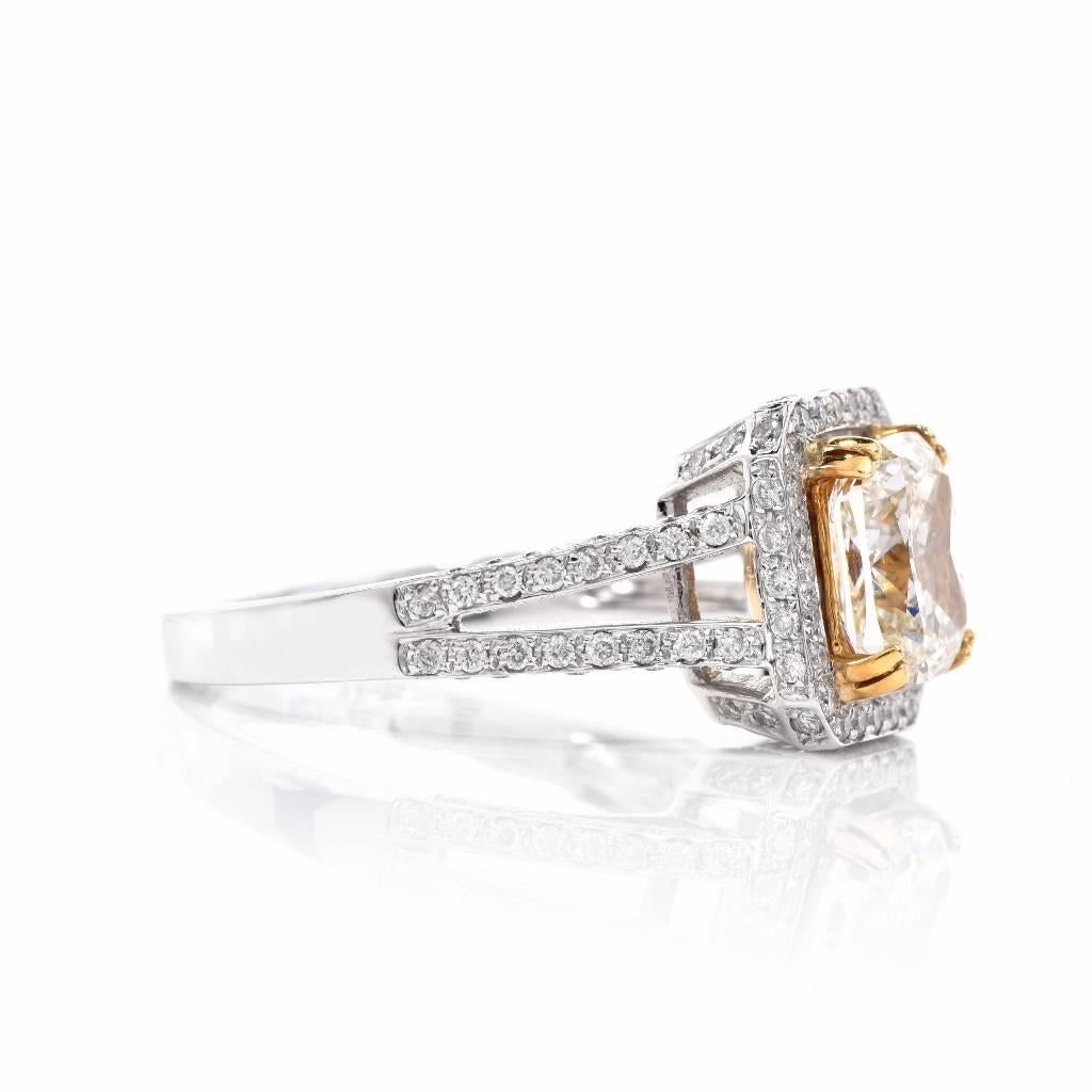 Women's 21st Century 2.89 Carat Light Yellow Diamond Engagement Ring