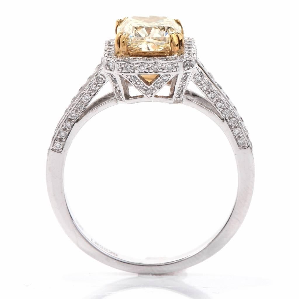 21st Century 2.89 Carat Light Yellow Diamond Engagement Ring 2