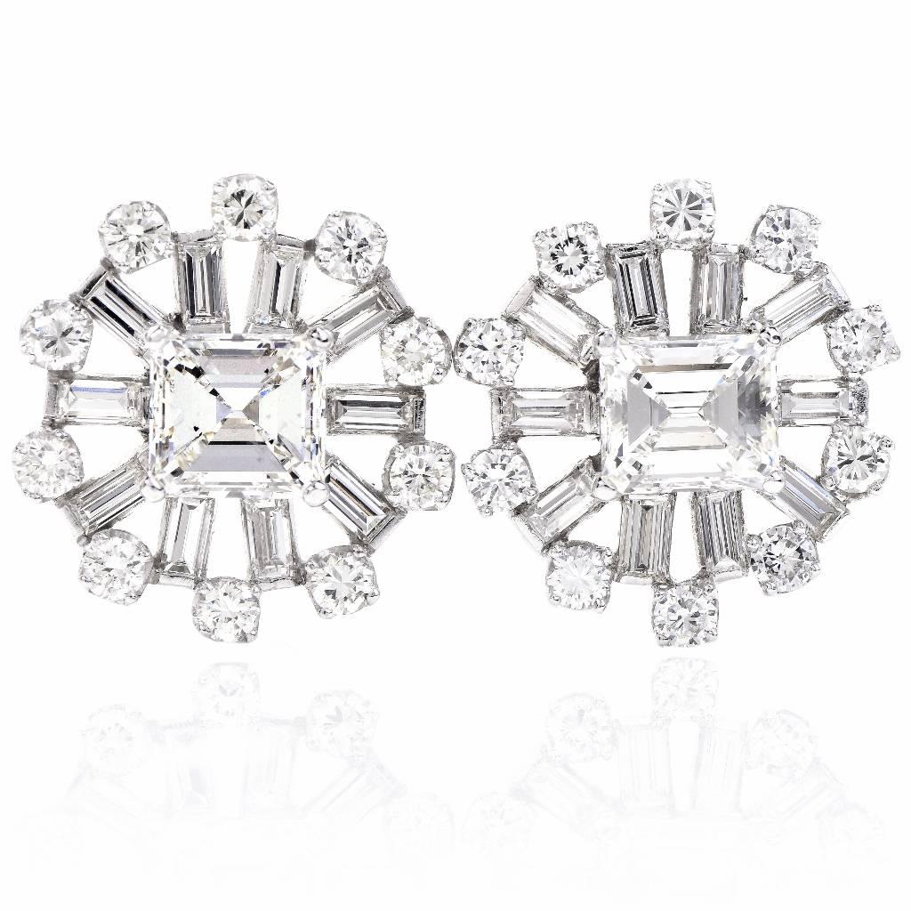 Estate Large GIA Certified Square Diamond Cluster Stud Earring In Excellent Condition In Miami, FL