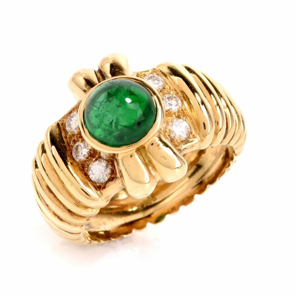 Modern 1980s Emerald Cabochon Diamond Yellow Gold Cocktail Ring