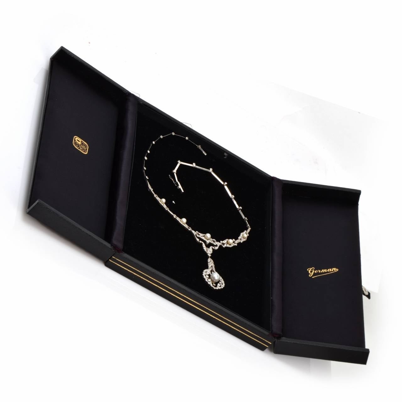 Women's Edwardian Pearl Diamond Platinum Garland Design Necklace