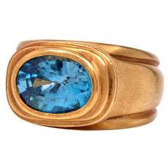 Mesmerizing and Substantial Blue Zircon Gold RIng