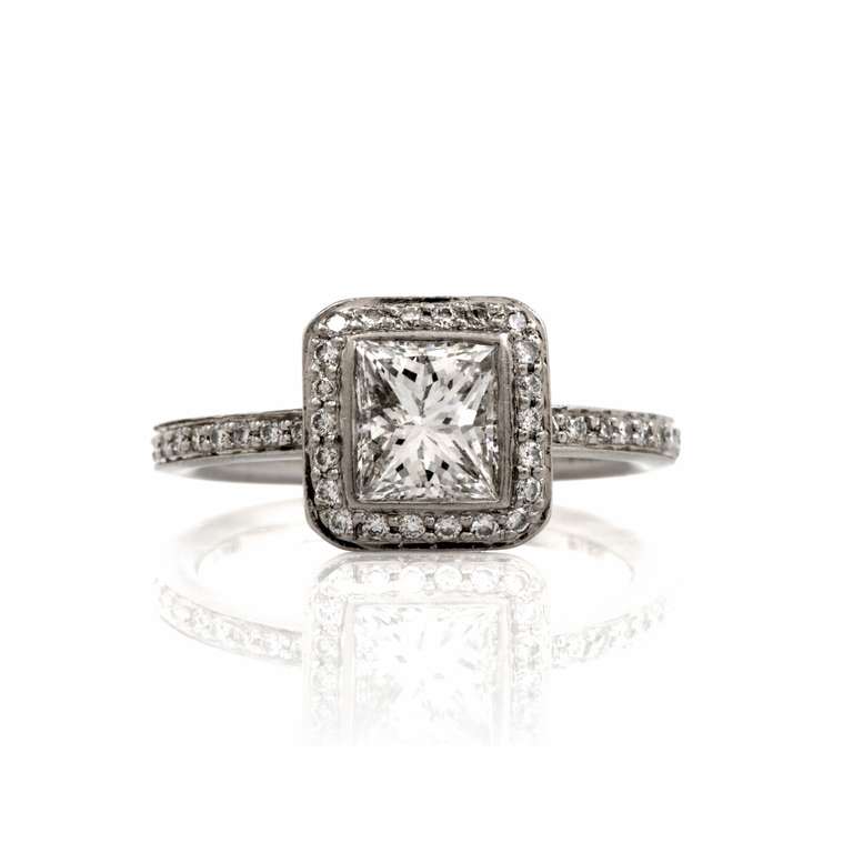 Ritani GIA Certified Princess-cut Diamond Platinum Engagement Ring In Excellent Condition In Miami, FL