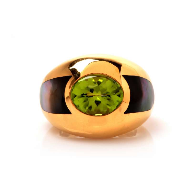 Mauboussin Peridot Mother of Pearl Gold Ring In Excellent Condition In Miami, FL