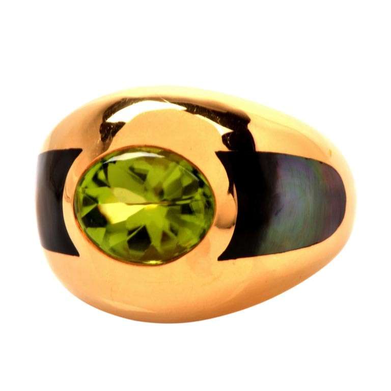 Mauboussin Peridot Mother of Pearl Gold Ring