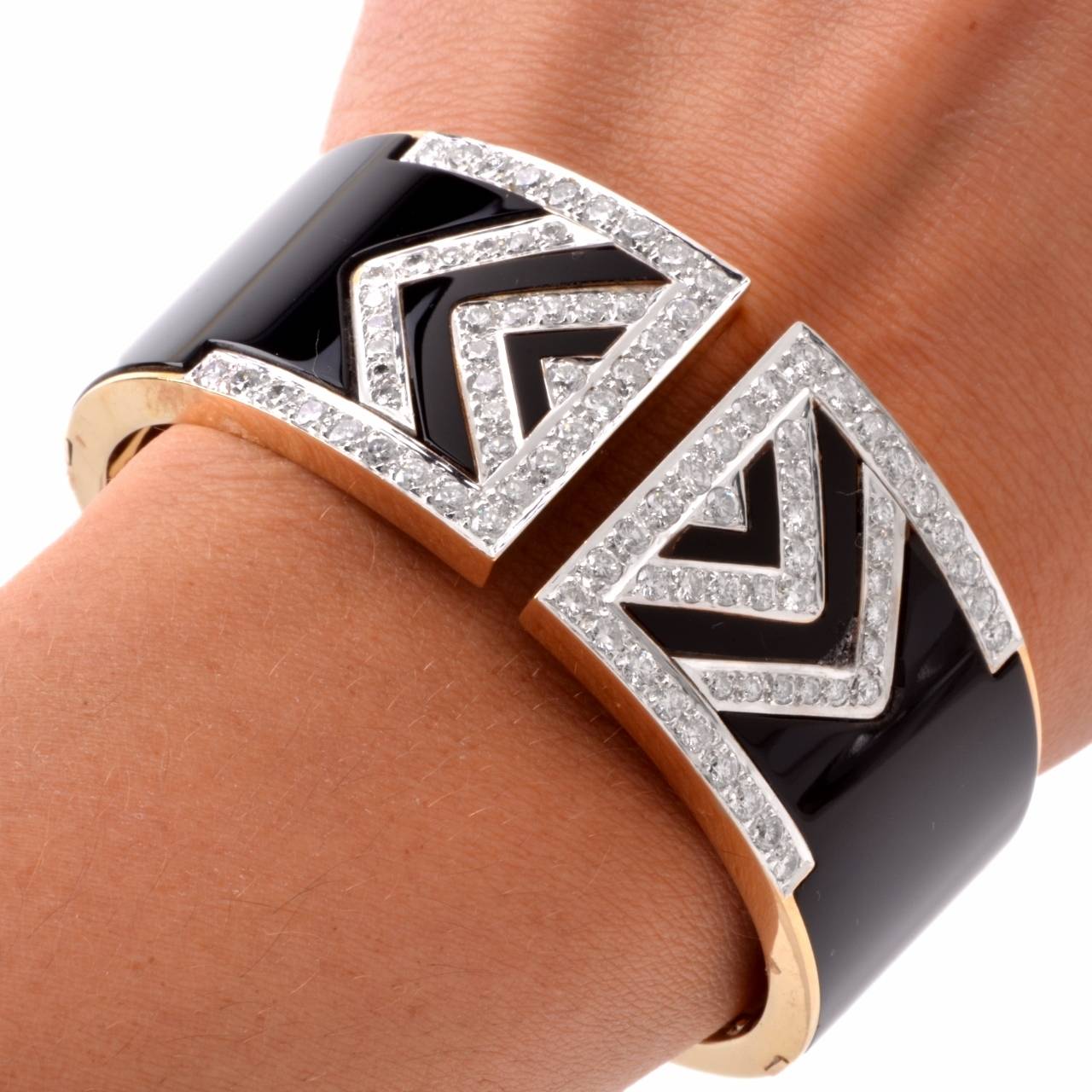 Women's Wide Onyx Diamond Gold Cuff Bangle Bracelet