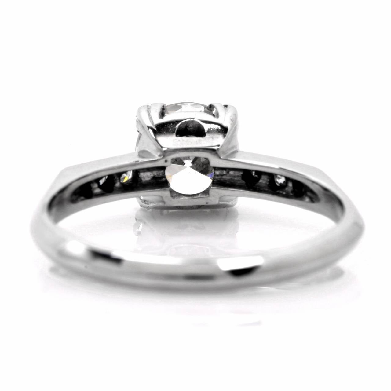 1.02 Carat Diamond Platinum Engagement Ring In Excellent Condition In Miami, FL