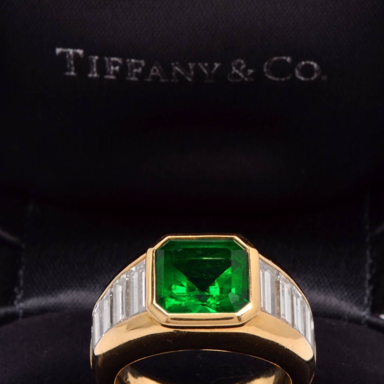 Tiffany & Co. GIA Certified Emerald Baguette Diamond Gold Ring 2