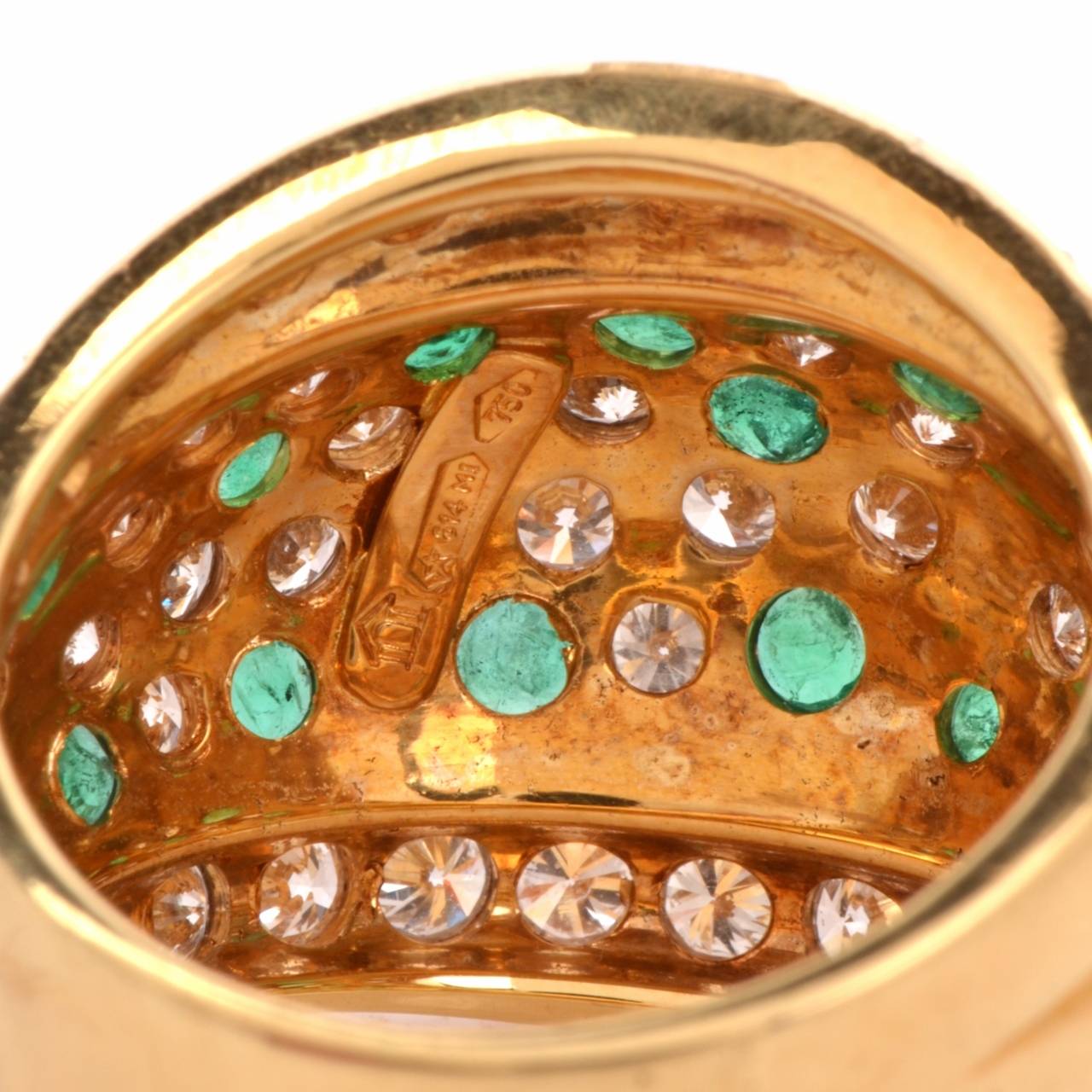 Emerald Diamond Gold Cocktail Ring In Excellent Condition In Miami, FL