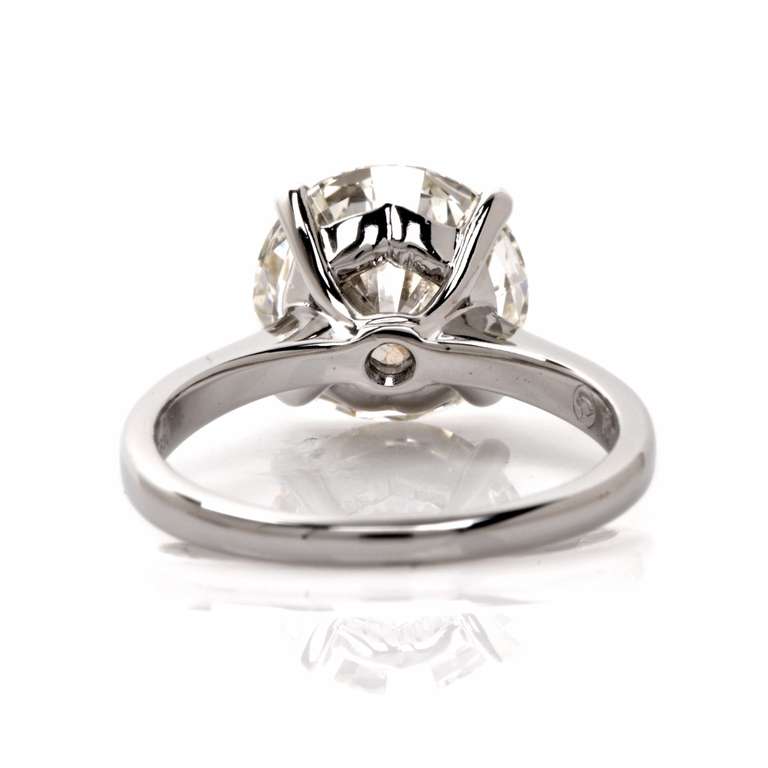 Women's Diamond Platinum Solitaire Engagement Ring
