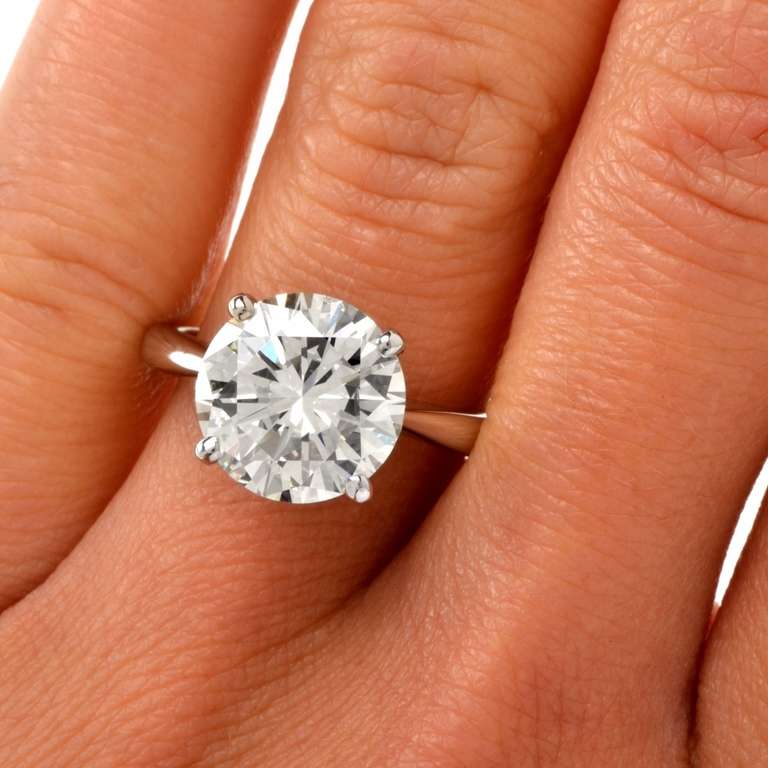 Diamond Platinum Solitaire Engagement Ring 2