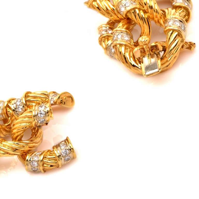 Women's Retro Diamond Textured Gold Link Bracelet